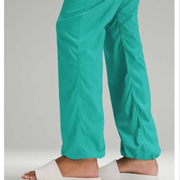 Lululemon Dance Studio Mid-Rise Pant -Full Length - Kelly Green - Picture 4 of 14